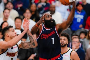 爱游戏网站 -费城76人国际比赛日外线爆发，志在意大利杯名次提升，管理层满意，赛季目标并未改变 