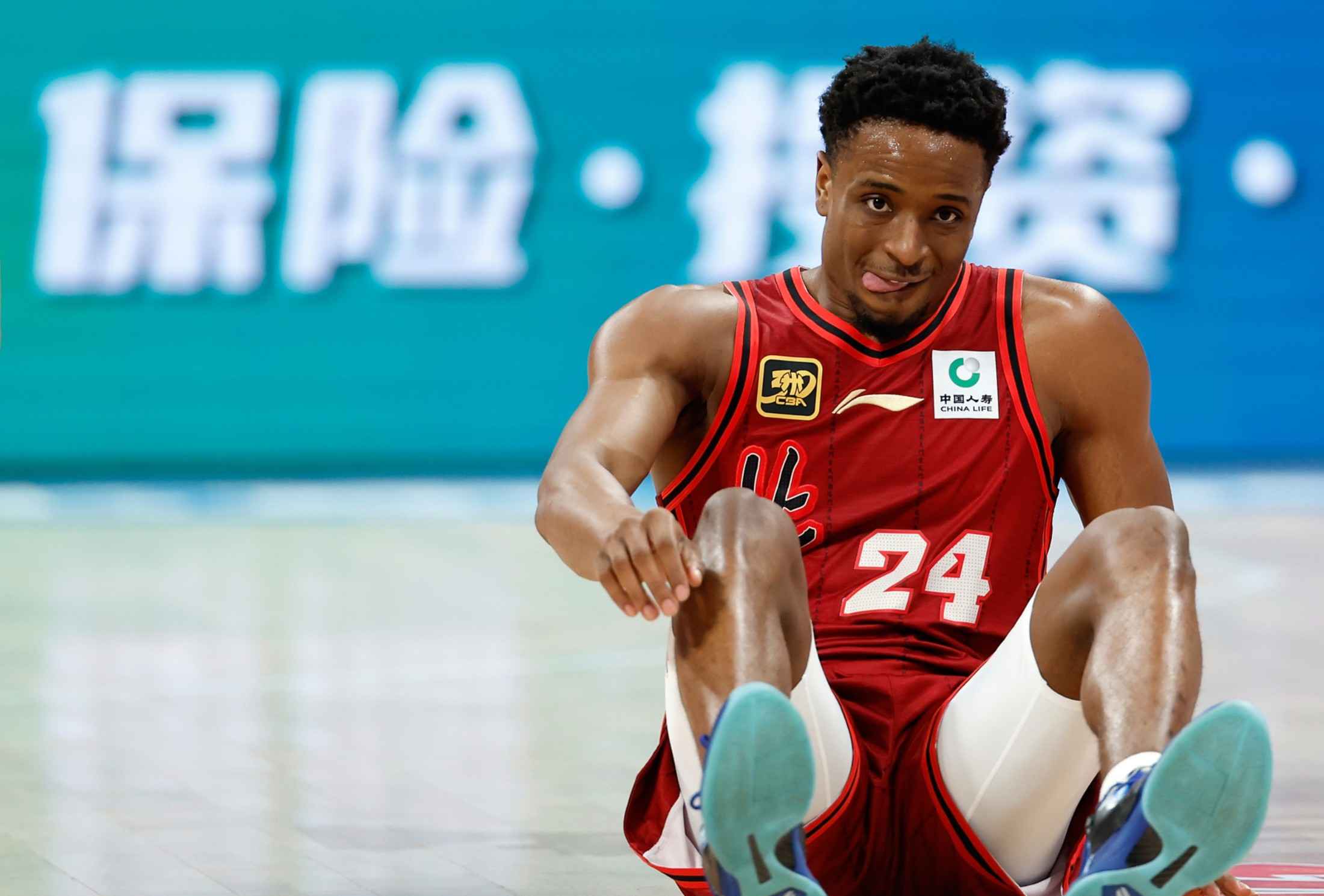 包含荷甲清晨再迎强敌;犹他爵士主帅复盘;主帅态度:悬念犹存;身体对抗强度拉满的词条 包含荷甲清晨再迎强敌;犹他爵士主帅复盘;主帅态度:悬念犹存;身体对抗强度拉满的词条