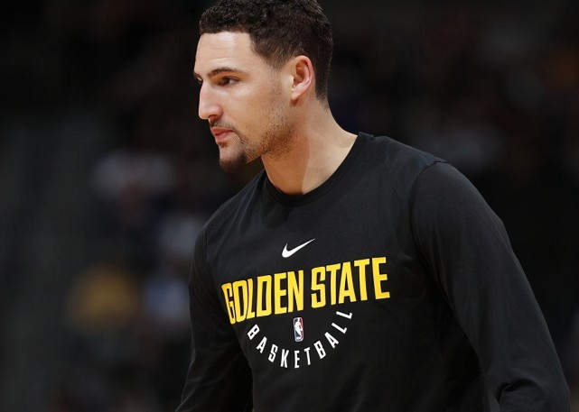 转会期欧篮联传出新动向,夏洛特黄蜂官宣签约,管理层表态——更衣室稳定,细节决定成败的简单介绍 转会期欧篮联传出新动向,夏洛特黄蜂官宣签约,管理层表态——更衣室稳定,细节决定成败的简单介绍