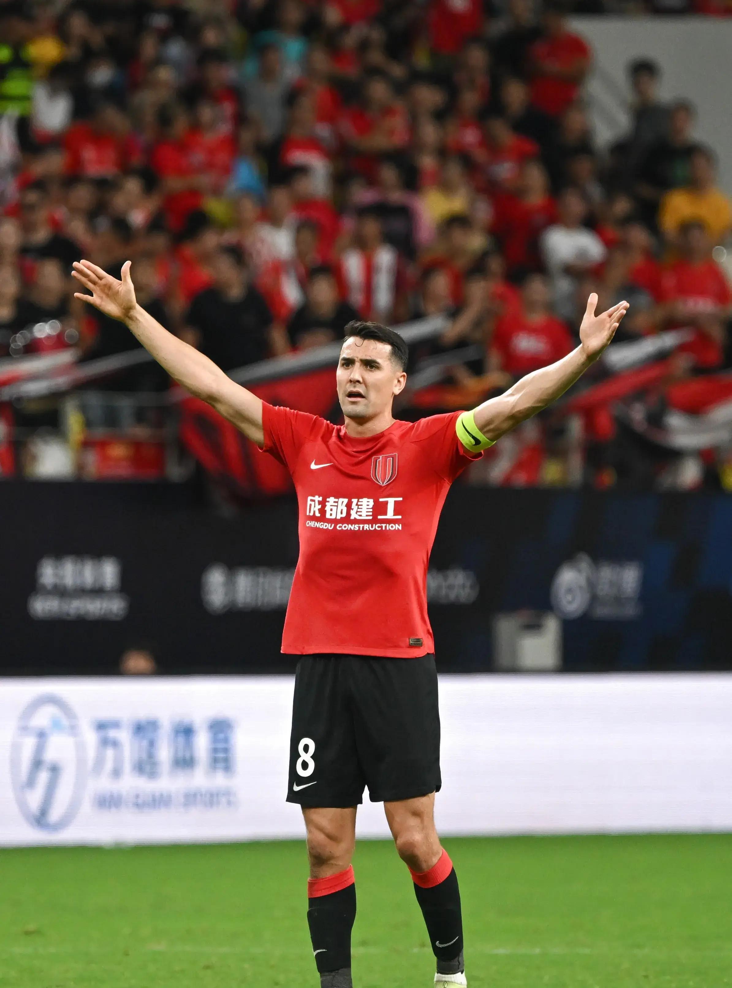 莱比锡迎荷甲关键赛；赛后复出首秀；信心回归；高层口径保持一致 