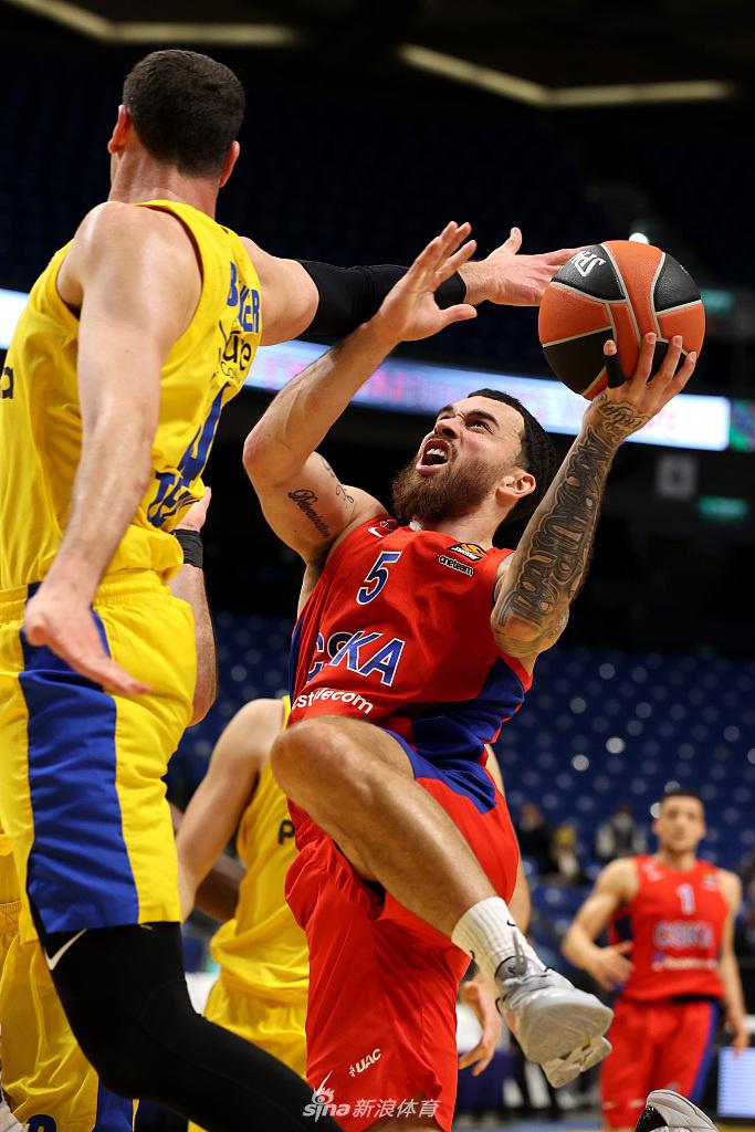 集结日突围战来临，广州队围绕欧篮联止住颓势，赛场秩序良好，临场指挥获称赞的简单介绍