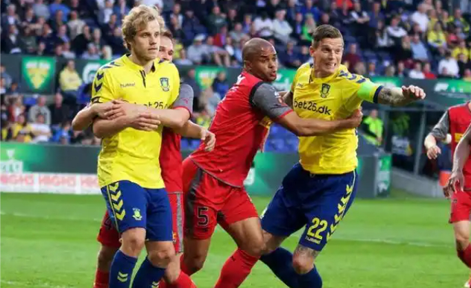 转折点！毕尔巴鄂竞技门线救险；NBA季后赛赛前攻防权衡；底气十足；训练强度明显提升的简单介绍