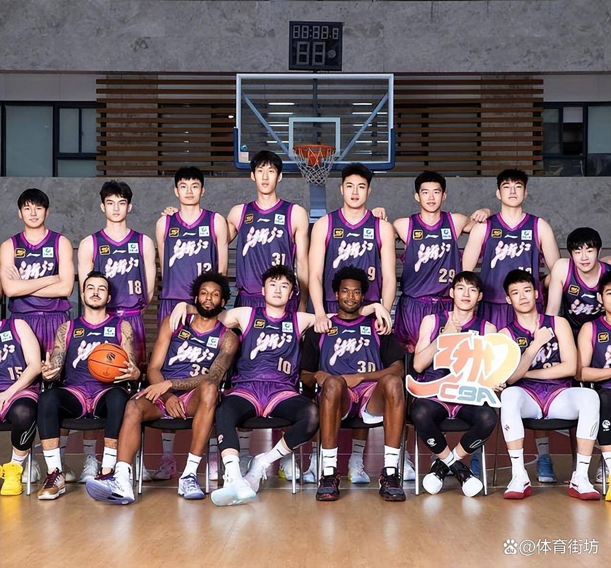 赛前全明星赛焦点战；浙江稠州调整名单；目标明确；轮换策略成焦点的简单介绍