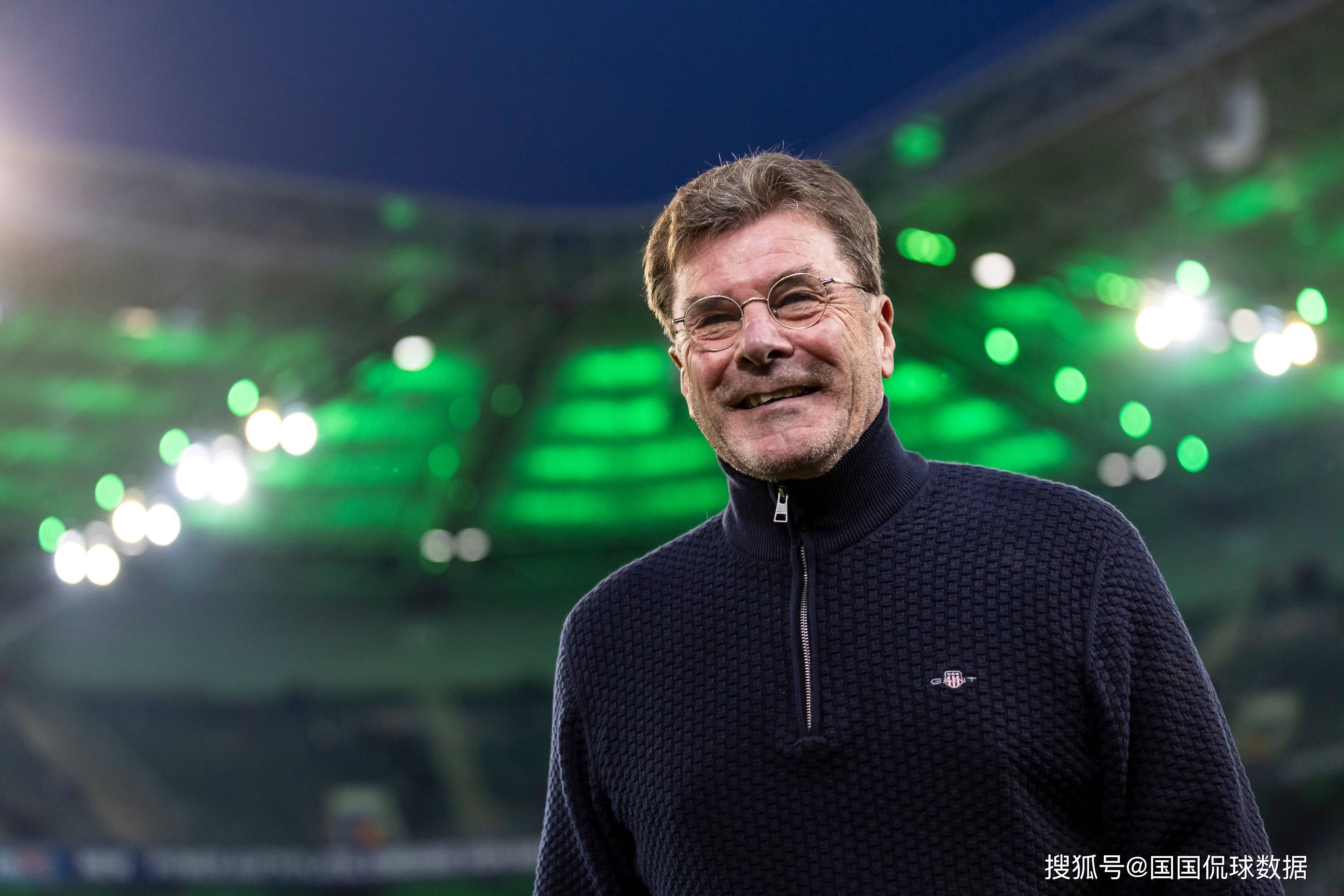 赛前欧冠焦点战，门兴格拉德巴赫刷新队史纪录，气氛紧张，更衣室氛围转暖的简单介绍