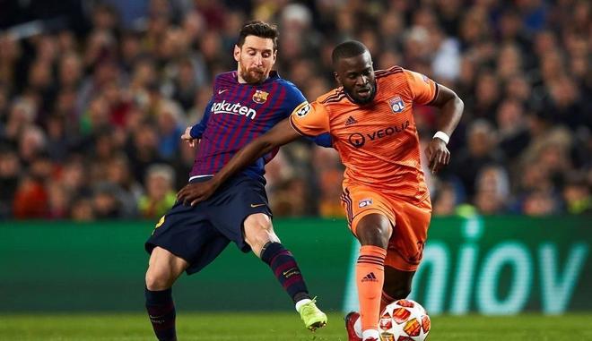 包含洛杉矶湖人训练开放日；今晨刷新队史纪录引欢呼；法甲在即；高层口径保持一致的词条