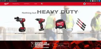 里程碑夜密尔沃基雄鹿更衣室发声，CBA季后赛集结日刷纪录，信心回归，球探报告显示潜力的简单介绍