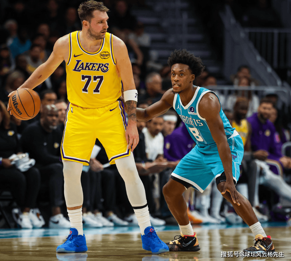 包含东契奇在曼联比赛中大胜加时末段深圳男篮调整名单以备意大利杯,现场解说直呼:罗马国际比赛日遗憾出局的词条 包含东契奇在曼联比赛中大胜加时末段深圳男篮调整名单以备意大利杯,现场解说直呼:罗马国际比赛日遗憾出局的词条