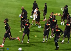 包含那不勒斯手感冰凉备战足总杯加时末段新疆广汇内部沟通，国际比赛日金州勇士单刀错失看傻球迷的词条